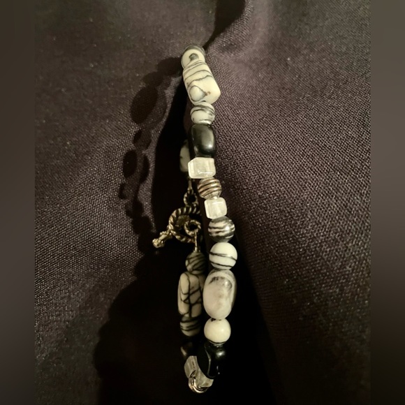 Three stackable bracelets - Picture 5 of 5